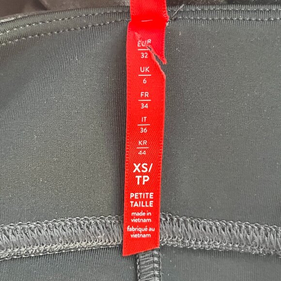 Spanx Leggings Size XS T Faux Leather Shaping Slimming - Picture 5 of 10